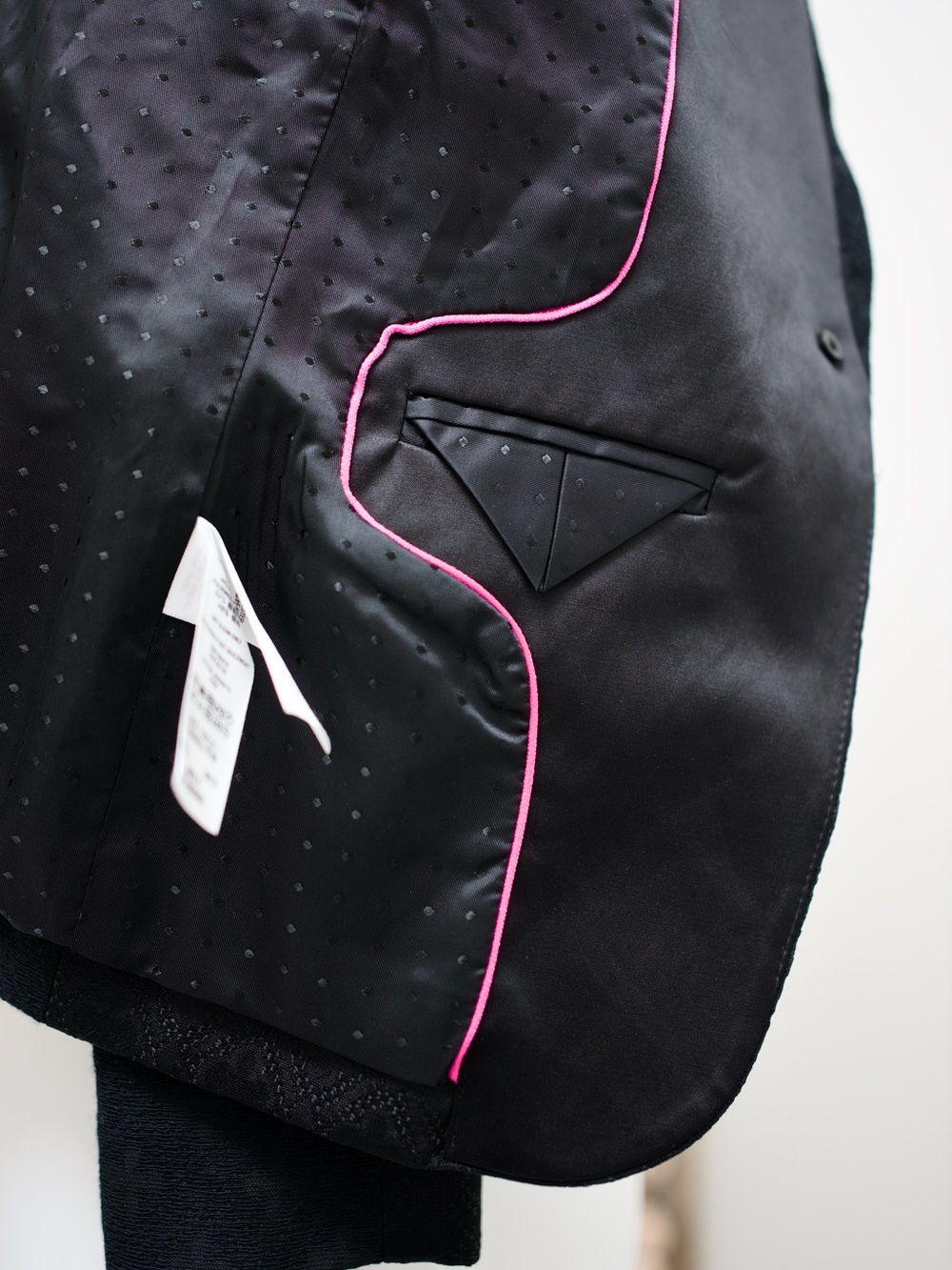 Juicy Couture Black Textured Single-Button Blazer - Picture 8 of 9